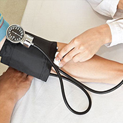 Hirudoterápiás kezelés magas vérnyomás esetén